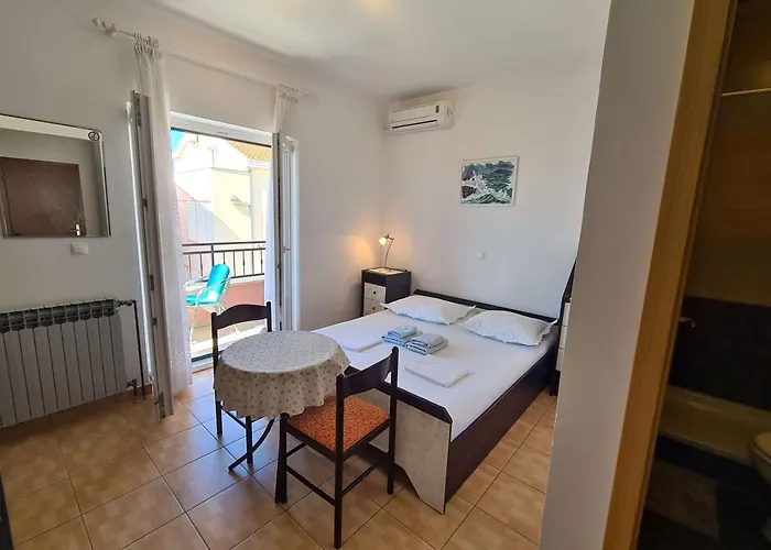 Spectrum Μακάρσκα