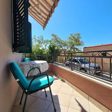 Apartment Spectrum *