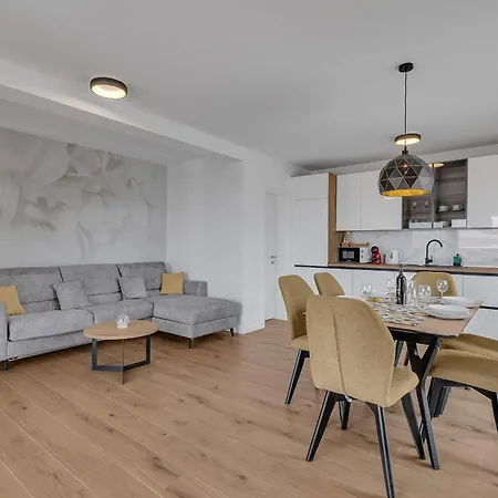 Spectrum Lägenhet Makarska