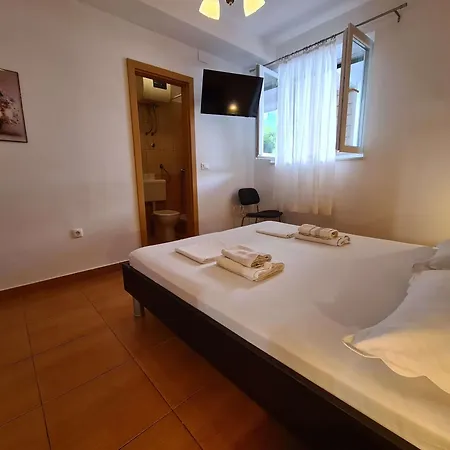 Spectrum * Μακάρσκα